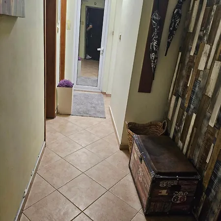 за двама в град בית הארחה 3*